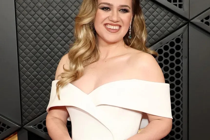 Kelly Clarkson Weight Loss Journey: Surprising Reason Behind Her Transformation